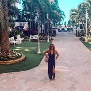 Meet your Posher, Laura